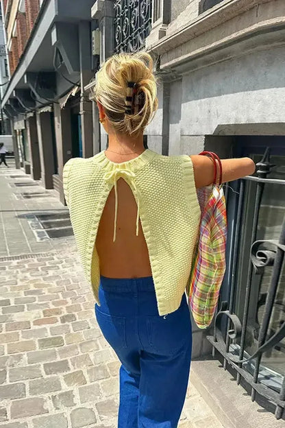 Tsina - Pull-Over Knit Top